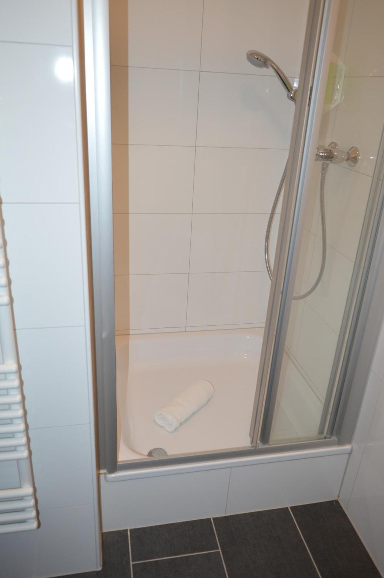 Pension Zur Traube Берґгайм Номер фото